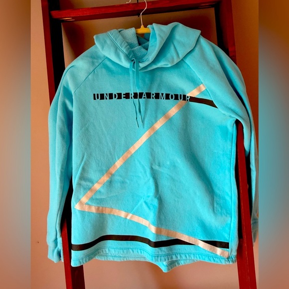 Under Armour Tops - Under Armour hoodie